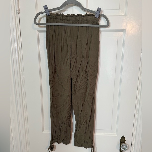 ✨Lulu’s pants - Picture 3 of 4